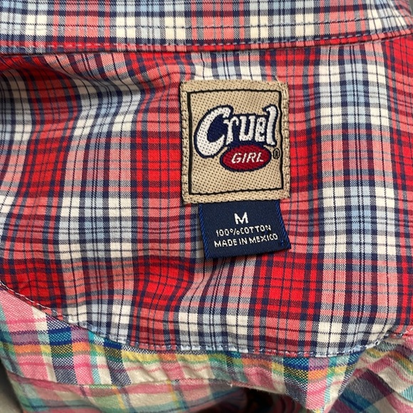 Women’s size, medium, cruel girl, cowgirl button-down, long sleeve plaid‎ shirt. - Picture 6 of 6